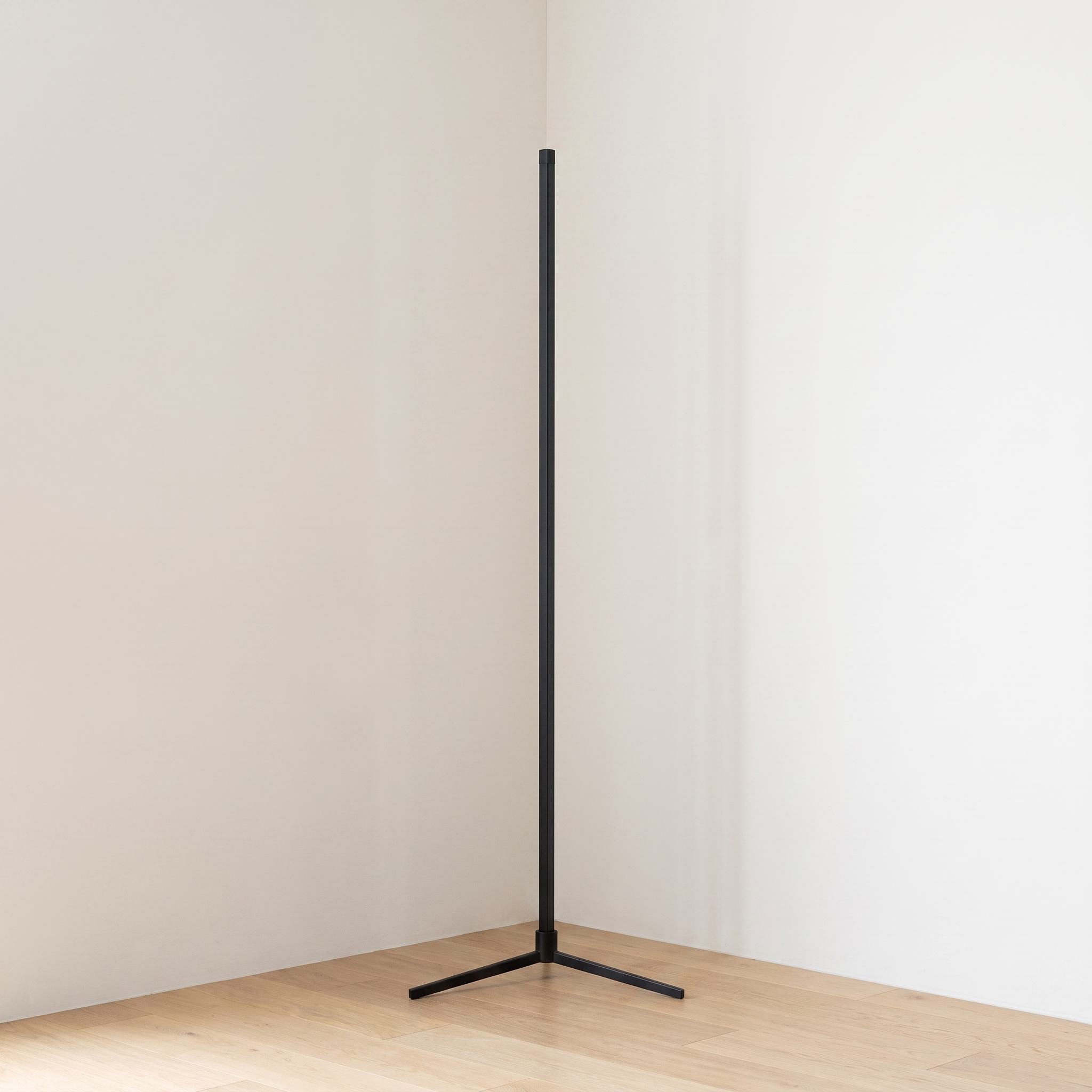 Riva | RGBIC Corner Floor Lamp — light off