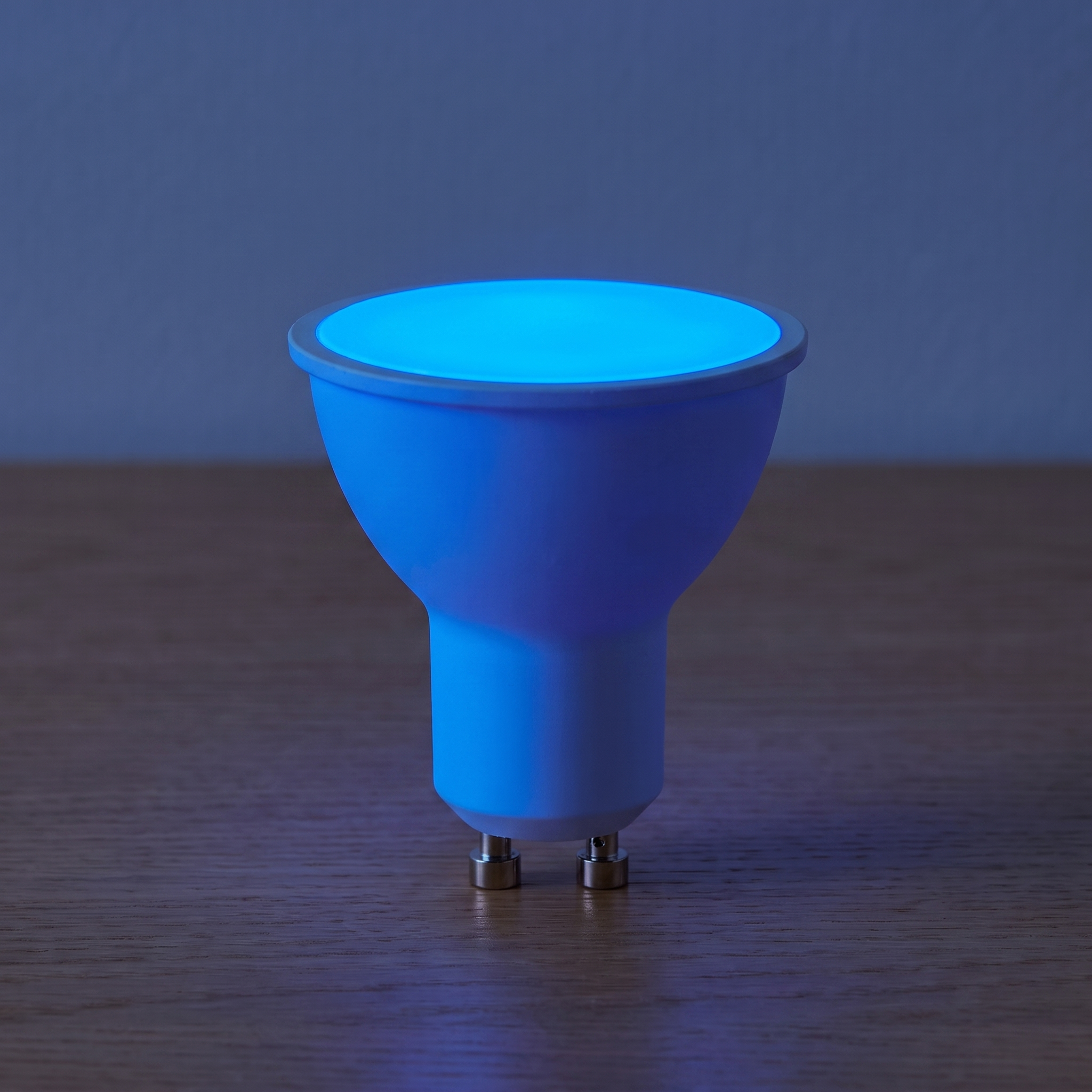 Spectra | Smart RGB LED Bulb — GU10 (WiFi) — light on