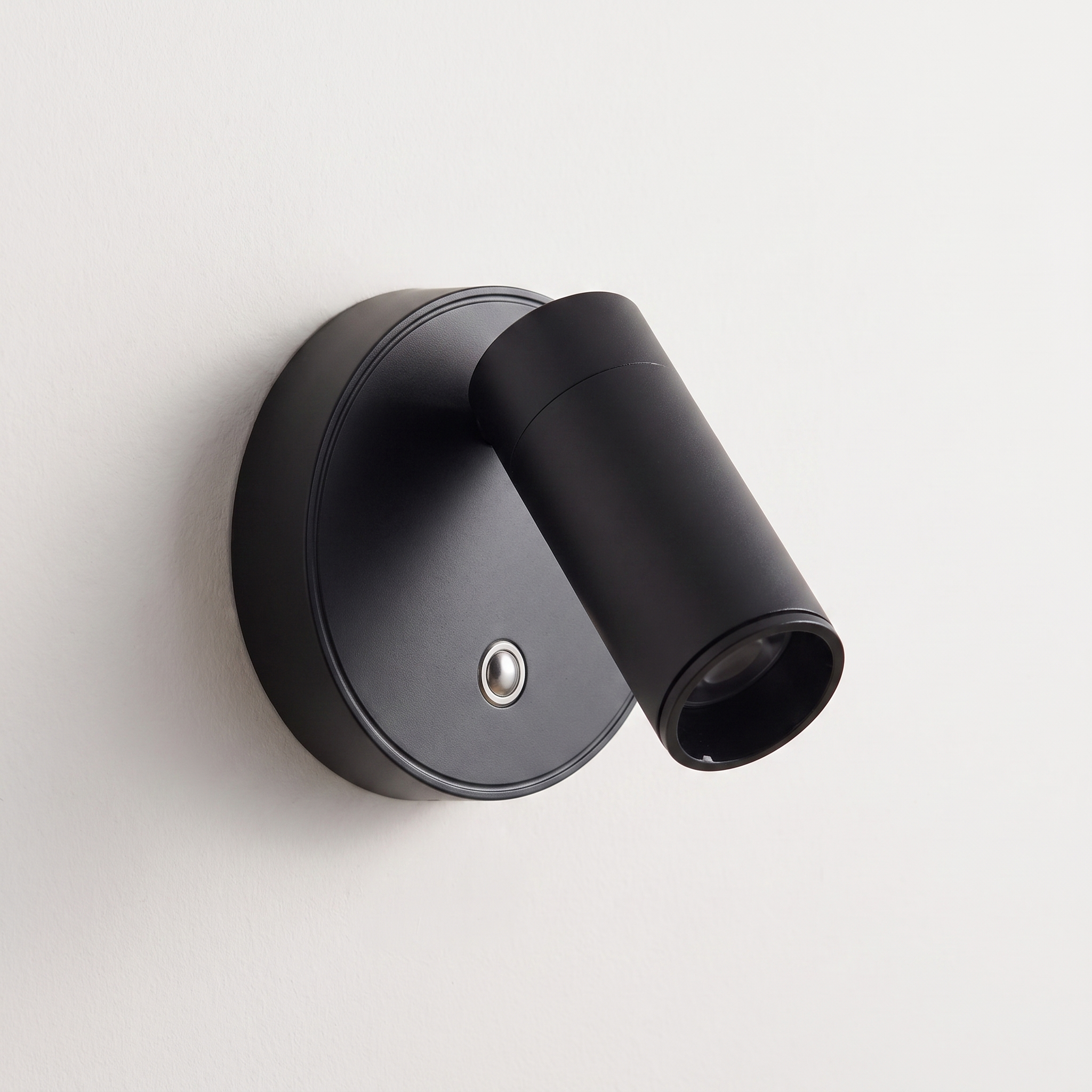Cordless Magnetic Wall Light — Black — light off