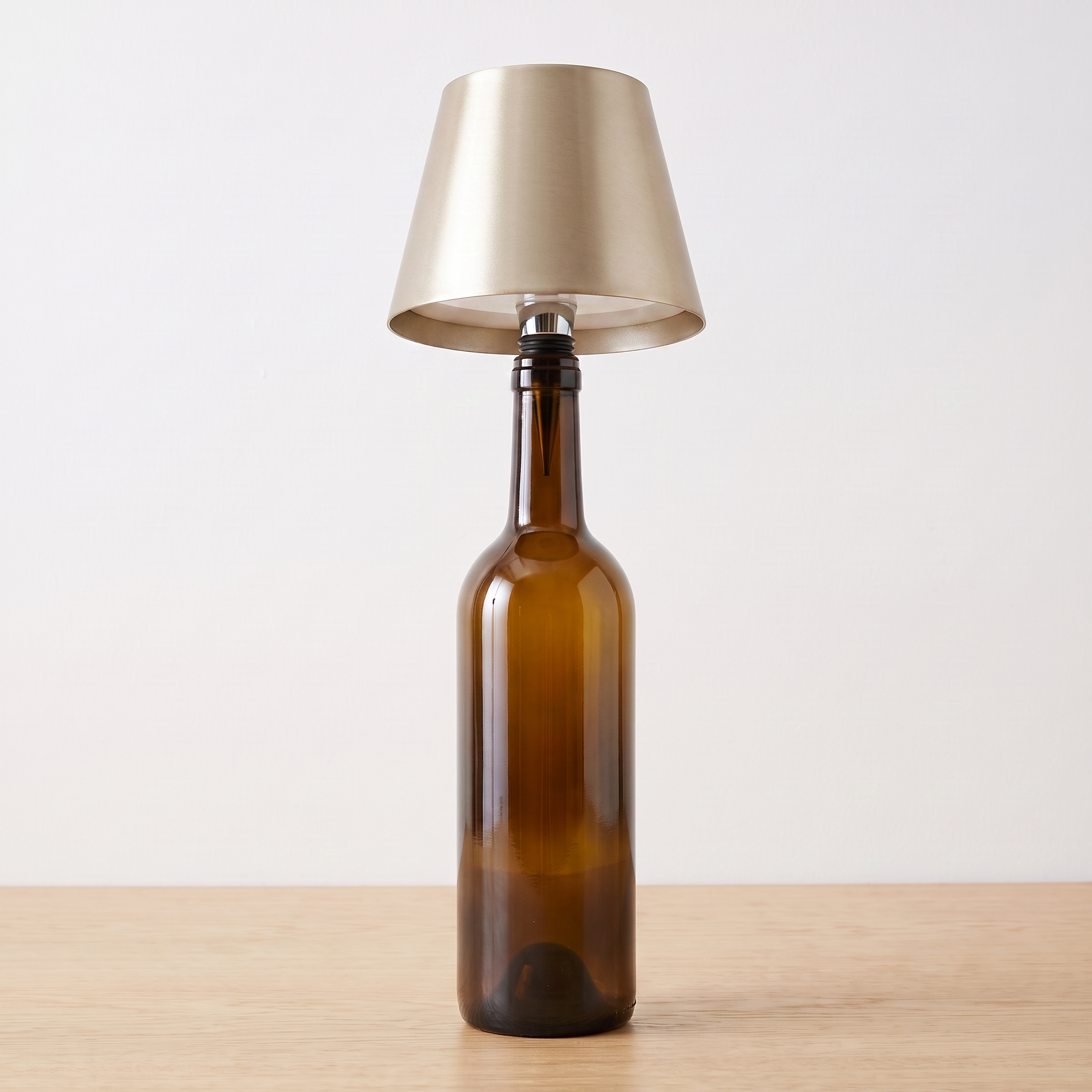 Aria | Cordless Bottle Table Lamp — Gold — light off