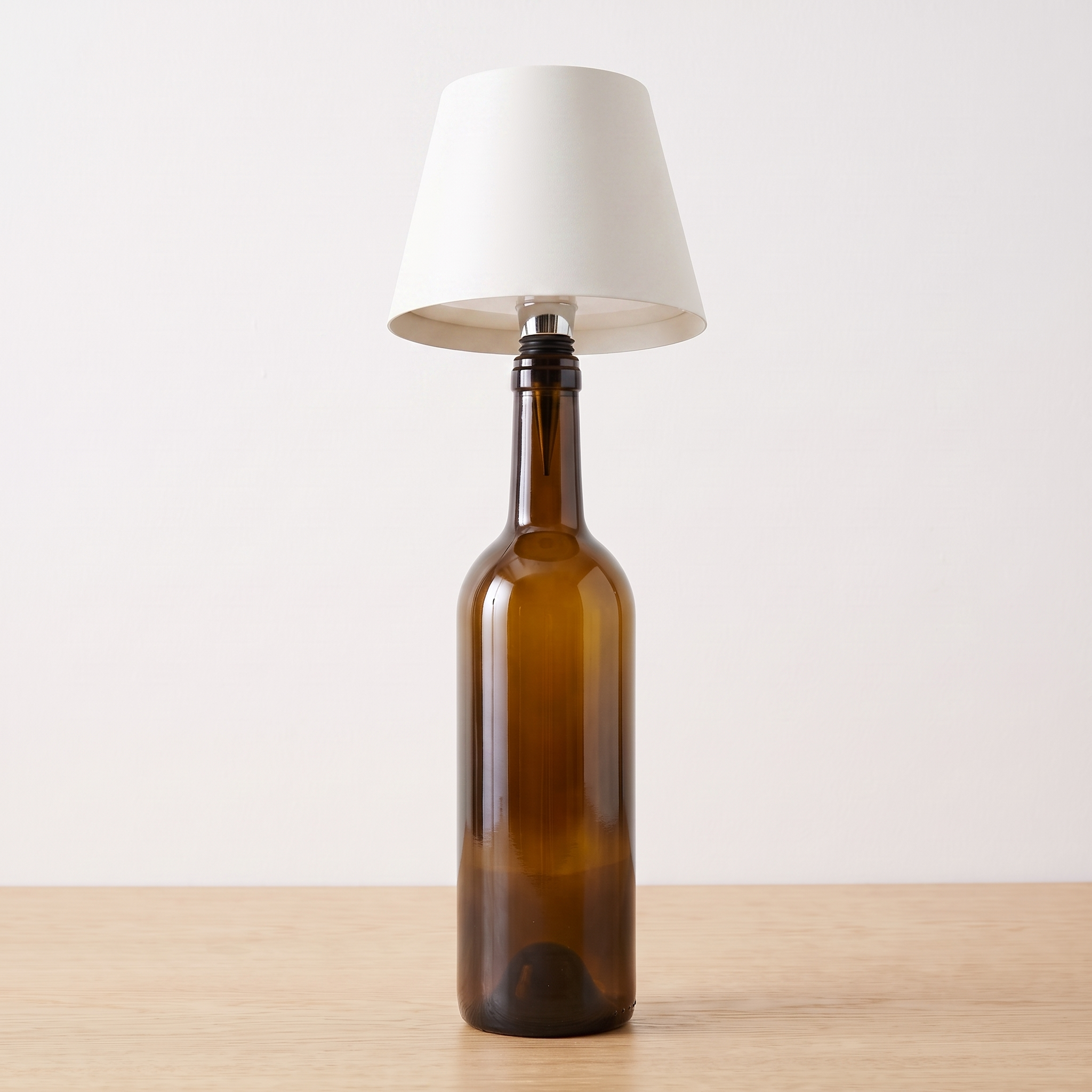 Aria | Cordless Bottle Table Lamp — White — light off